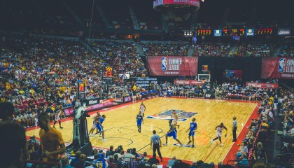 okooo澳客网官网-C罗梅开二度助利雅得胜利逆转取胜，传奇继续书写新篇章