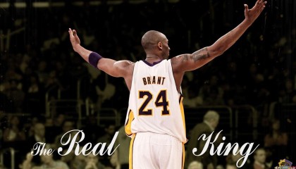 okooo|足坛震撼！天价转会刷新纪录，超级巨星易主引发全球热议