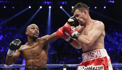 okooo澳客网官网|百米飞人巅峰对决 新星闪耀打破纪录