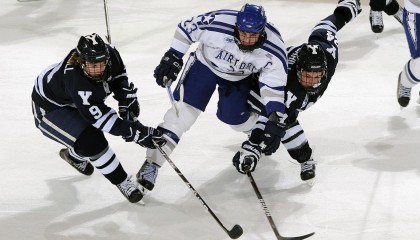 【okooo】国乒包揽世界杯双冠 马龙陈梦强势登顶