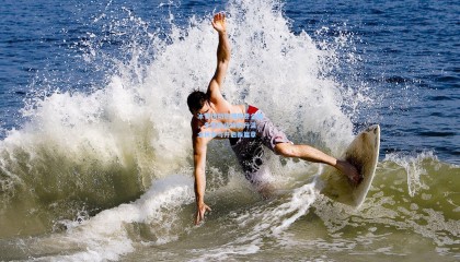 【澳客网】冰雪运动热潮席卷全国，冬奥效应持续升温，全民参与开启新篇章